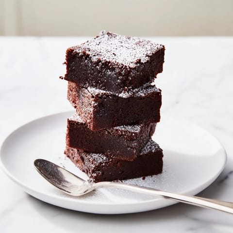 Fudgy Brownie Squares Puderzucker