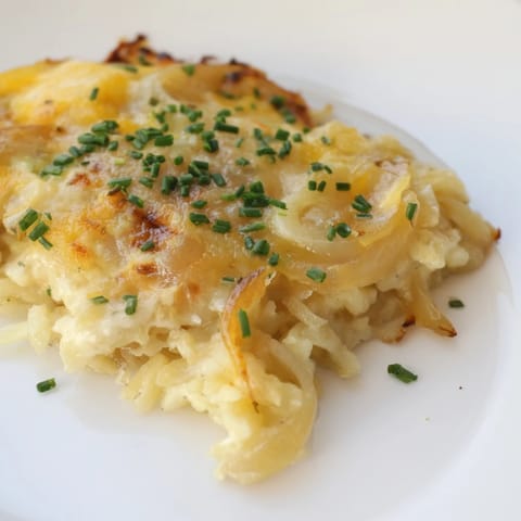 Cheesy Spaetzle Pfanne
