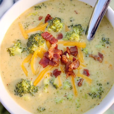 Broccoli Cheddar cremig
